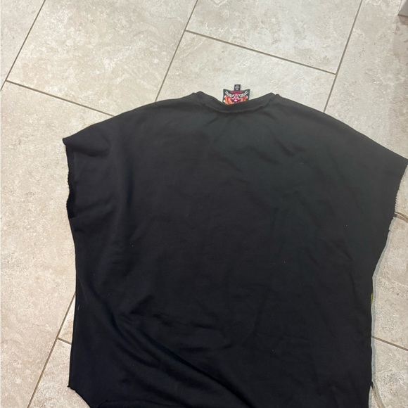 NWOT Johnny Was French Terry Embroidered Top sz M/L - Picture 5 of 6